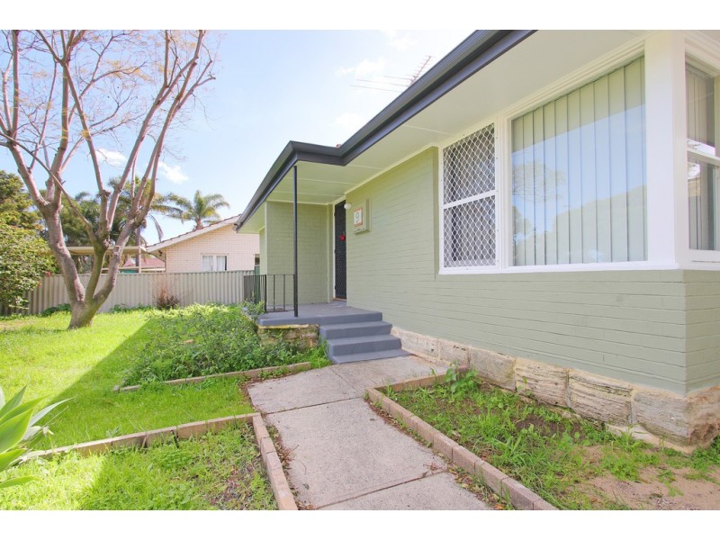 9 Kenwick Way, Balga WA 6061