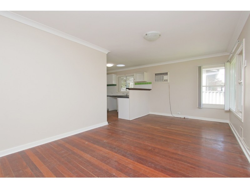 9 Kenwick Way, Balga WA 6061