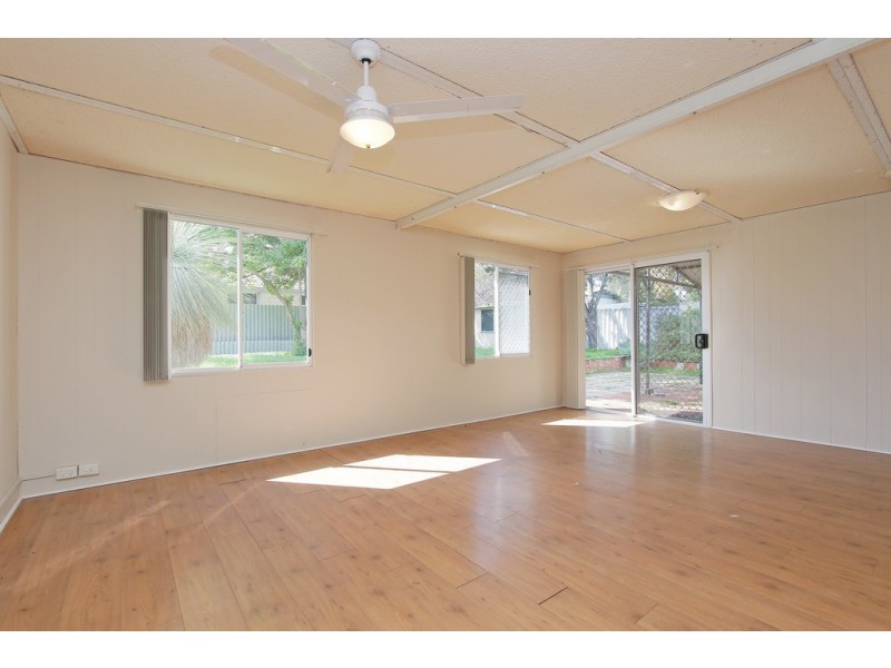 9 Kenwick Way, Balga WA 6061