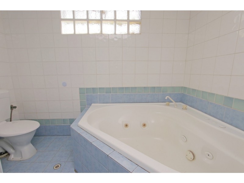 9 Kenwick Way, Balga WA 6061