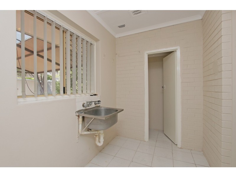 9 Kenwick Way, Balga WA 6061