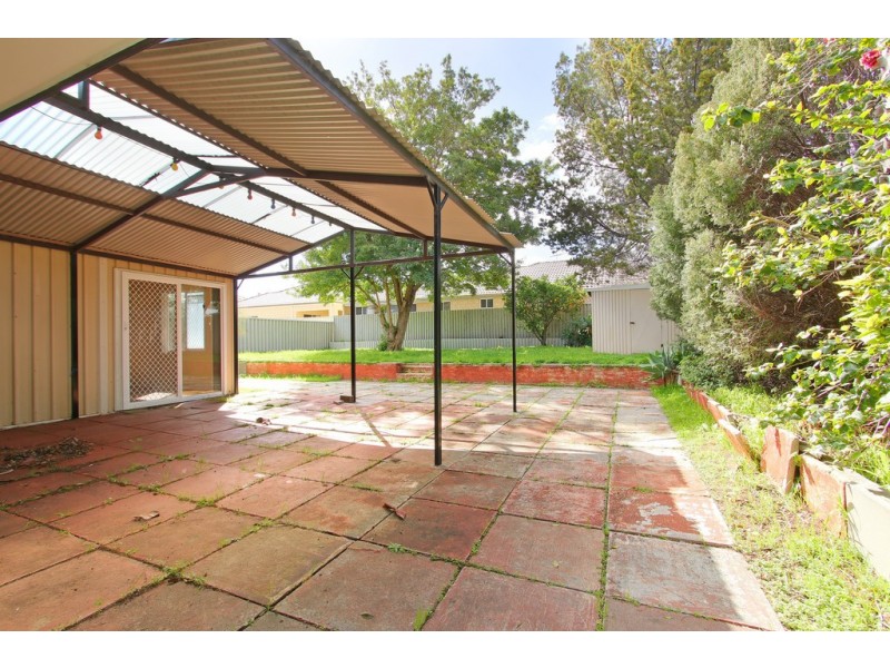 9 Kenwick Way, Balga WA 6061