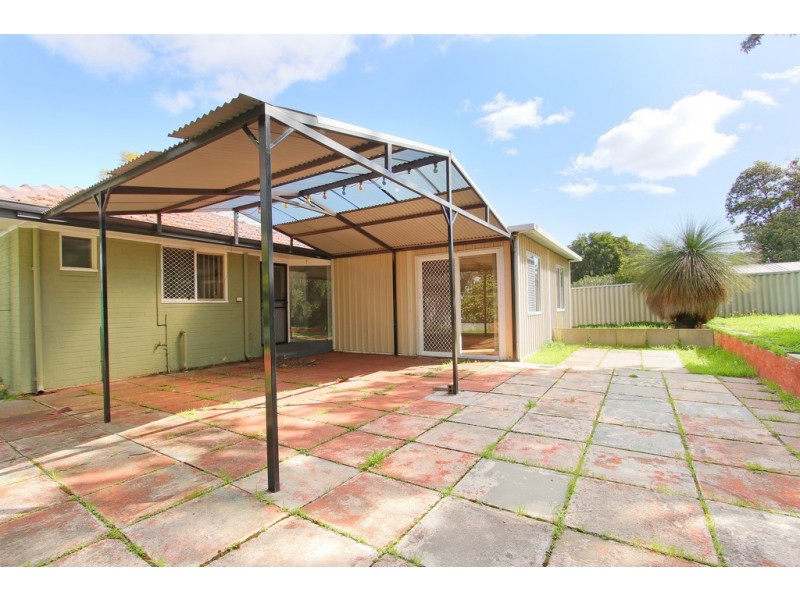 9 Kenwick Way, Balga WA 6061