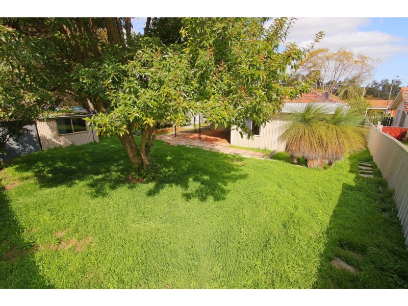 9 Kenwick Way, Balga WA 6061