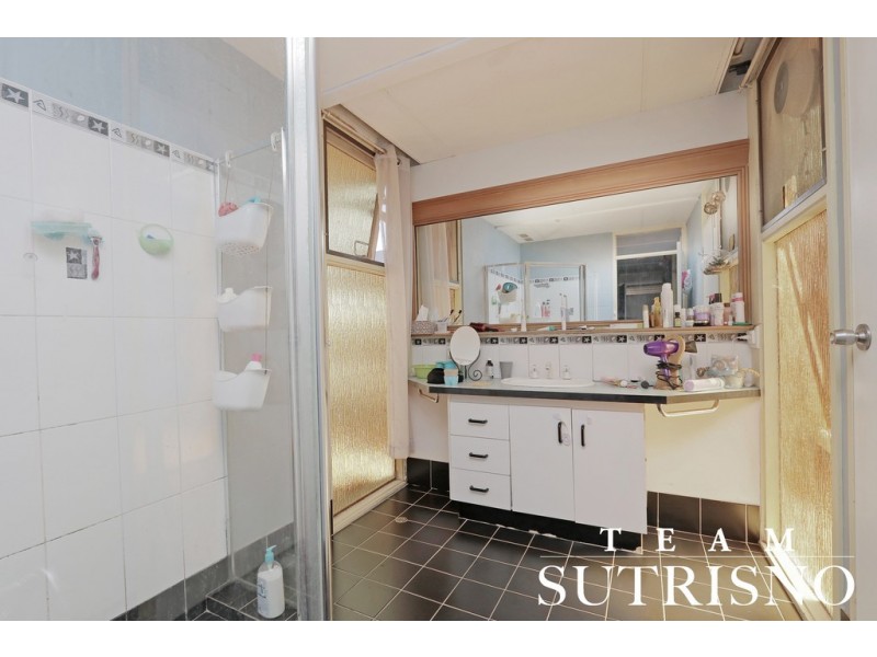 79 Meadowbrook Drive, Parkwood WA 6147