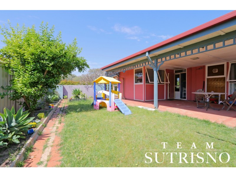 79 Meadowbrook Drive, Parkwood WA 6147