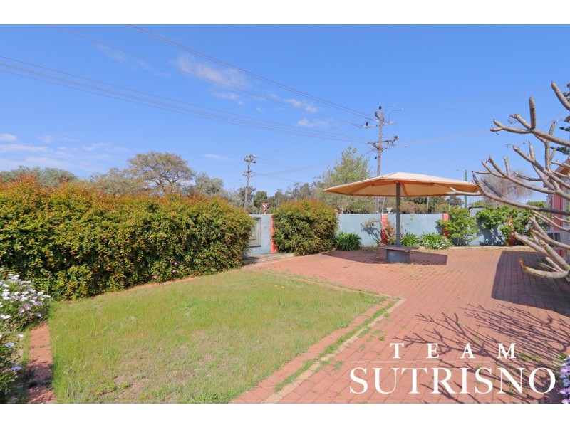 79 Meadowbrook Drive, Parkwood WA 6147