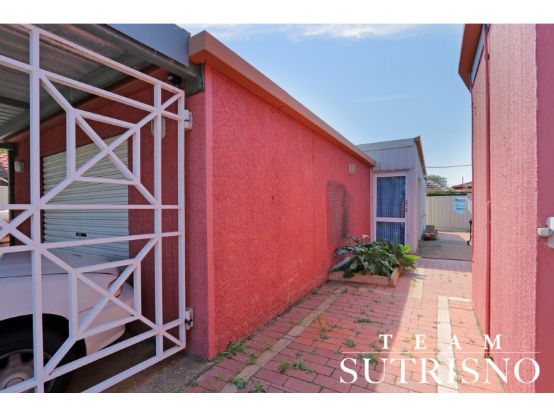 79 Meadowbrook Drive, Parkwood WA 6147