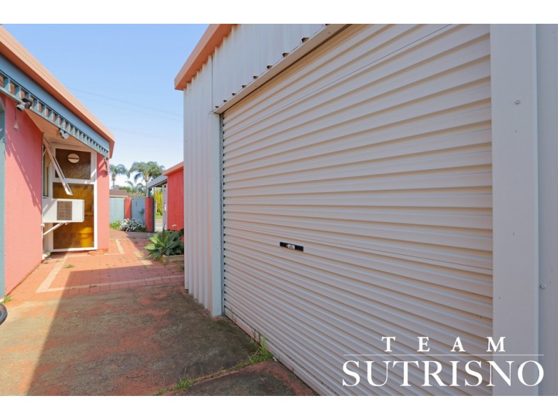 79 Meadowbrook Drive, Parkwood WA 6147