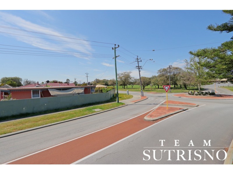 79 Meadowbrook Drive, Parkwood WA 6147