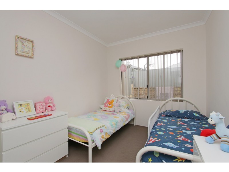 12 Bellingham Parade, Wellard WA 6170