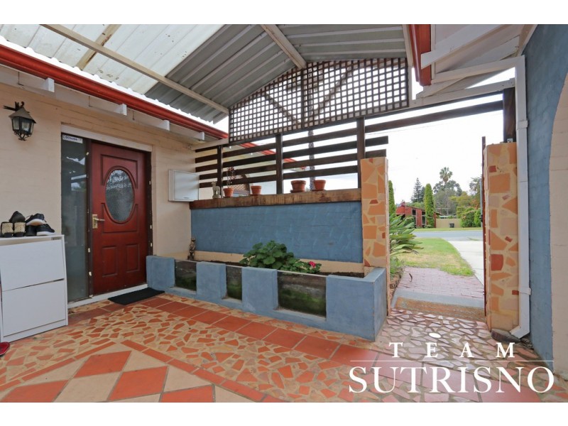 6 Rosekelly Road, Gosnells WA 6110