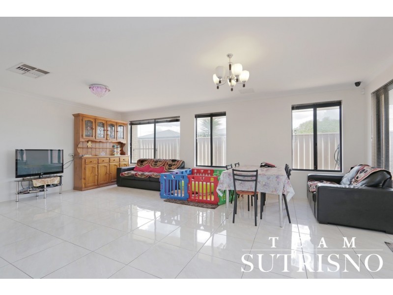 28 Kilkenny Loop, Brookdale WA 6112