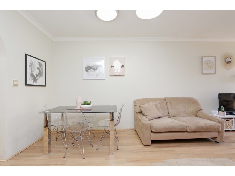 1/297 Preston Point Rd, Bicton WA 6157