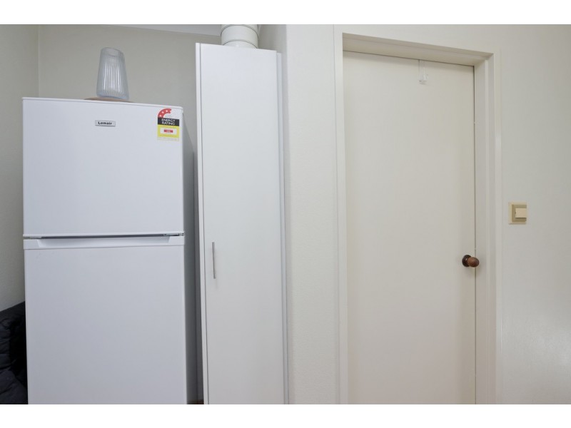 1/297 Preston Point Rd, Bicton WA 6157