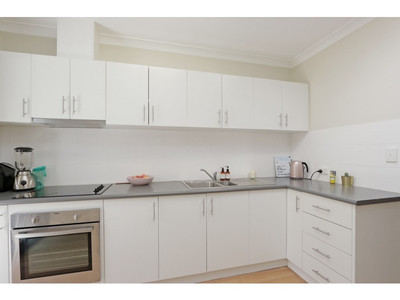 1/297 Preston Point Rd, Bicton WA 6157