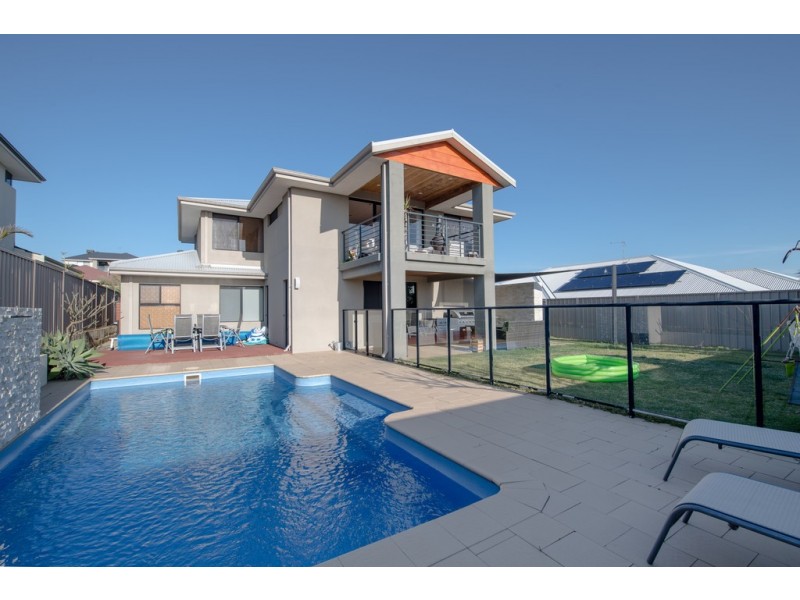 14 Seascape View, Yangebup WA 6164