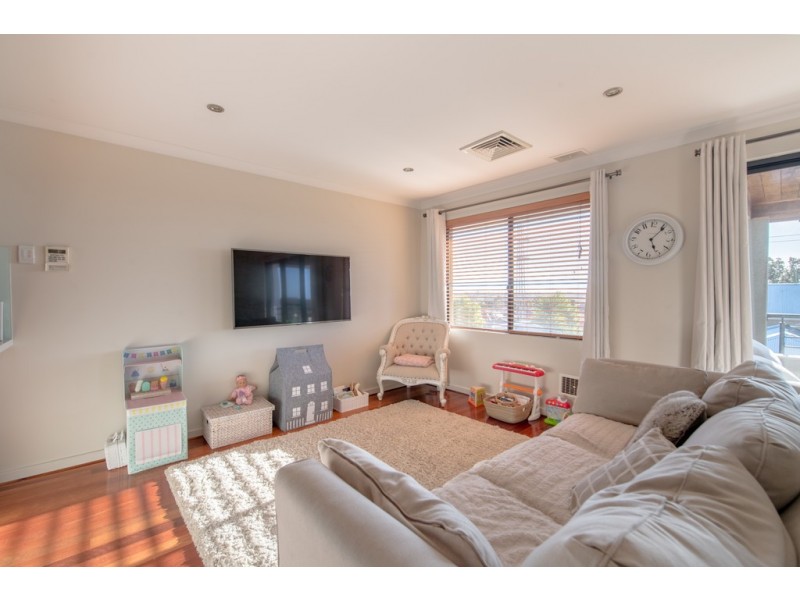 14 Seascape View, Yangebup WA 6164
