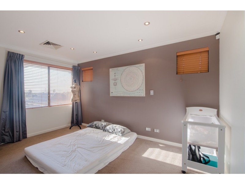 14 Seascape View, Yangebup WA 6164