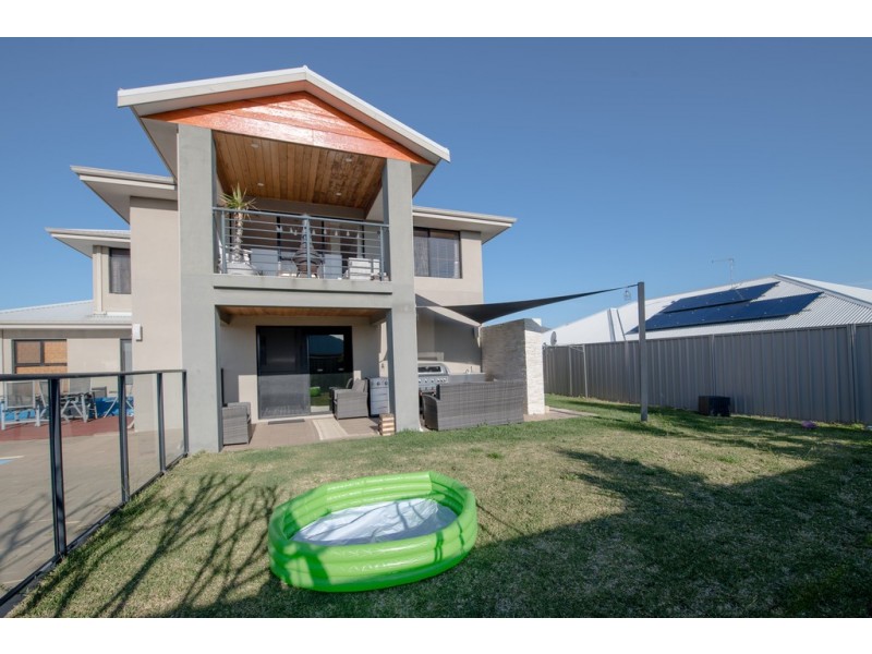 14 Seascape View, Yangebup WA 6164