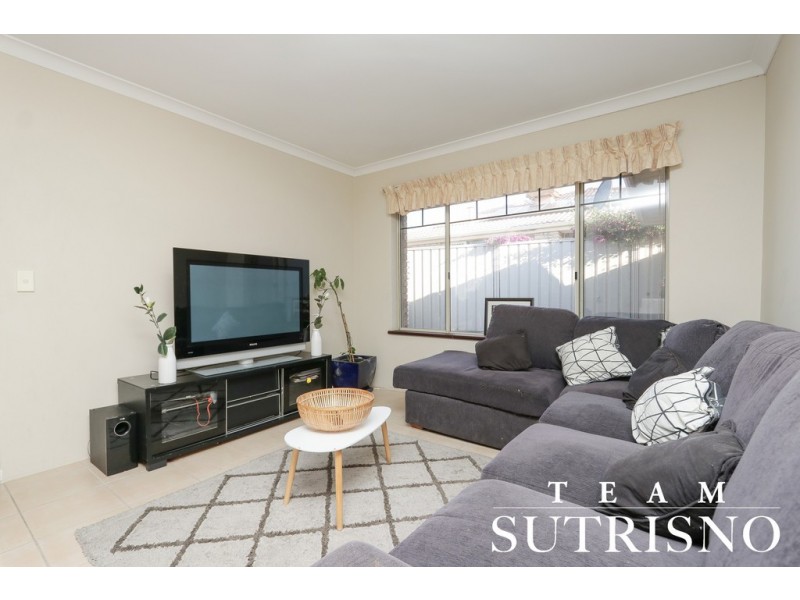 1/15 Lisbon Court, Parkwood WA 6147