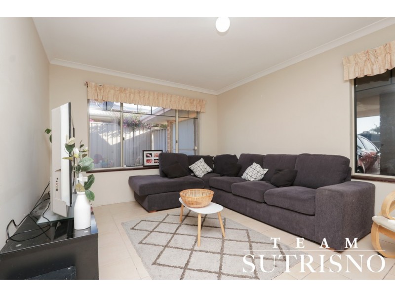 1/15 Lisbon Court, Parkwood WA 6147