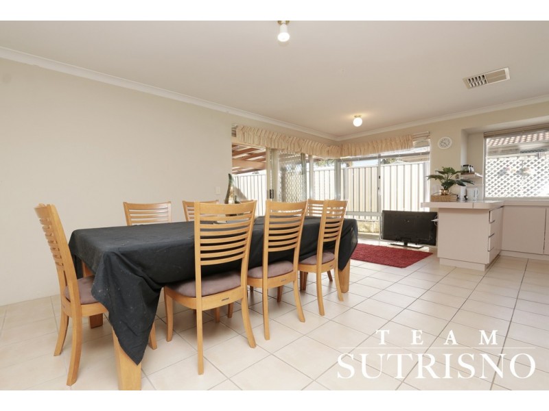 1/15 Lisbon Court, Parkwood WA 6147