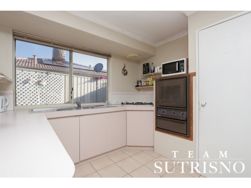 1/15 Lisbon Court, Parkwood WA 6147