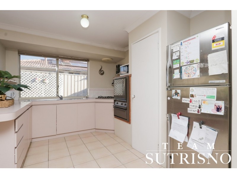 1/15 Lisbon Court, Parkwood WA 6147