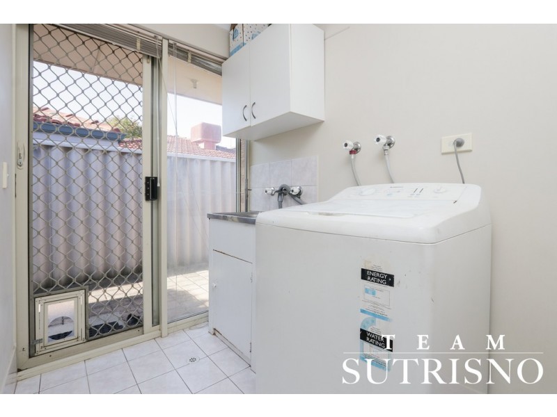 1/15 Lisbon Court, Parkwood WA 6147