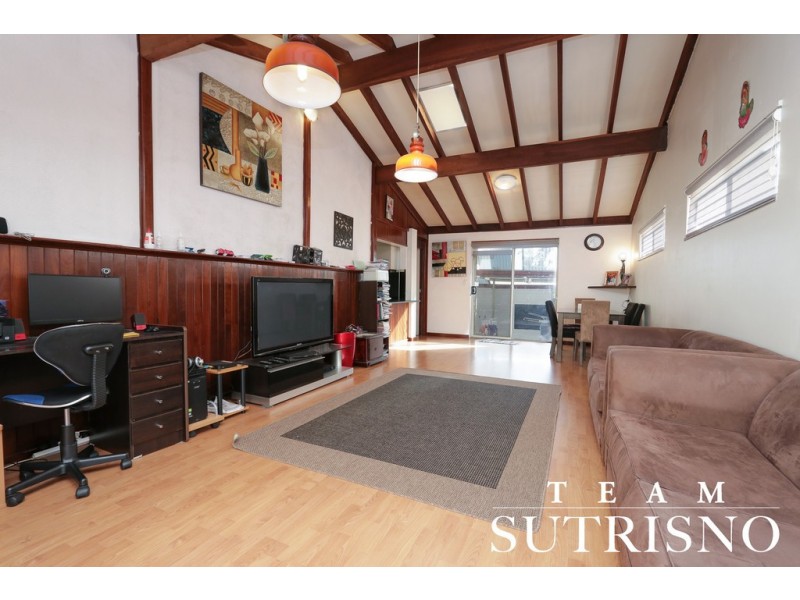 89 Berehaven Avenue, Thornlie WA 6108