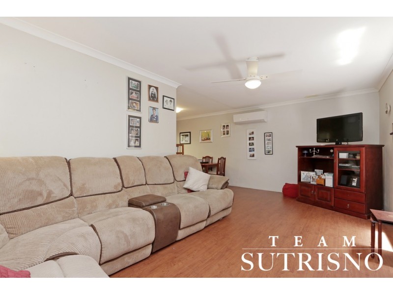 5 Diviney Court, Parkwood WA 6147