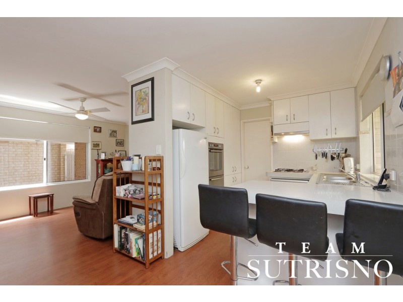 5 Diviney Court, Parkwood WA 6147