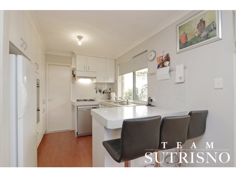 5 Diviney Court, Parkwood WA 6147