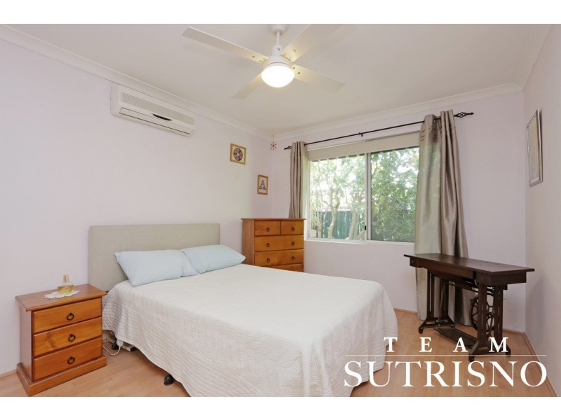 5 Diviney Court, Parkwood WA 6147