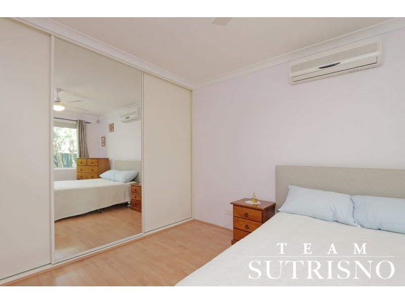 5 Diviney Court, Parkwood WA 6147