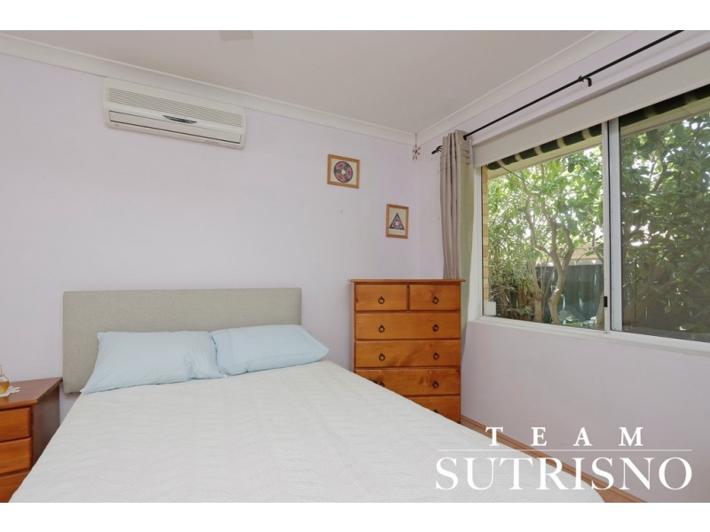 5 Diviney Court, Parkwood WA 6147