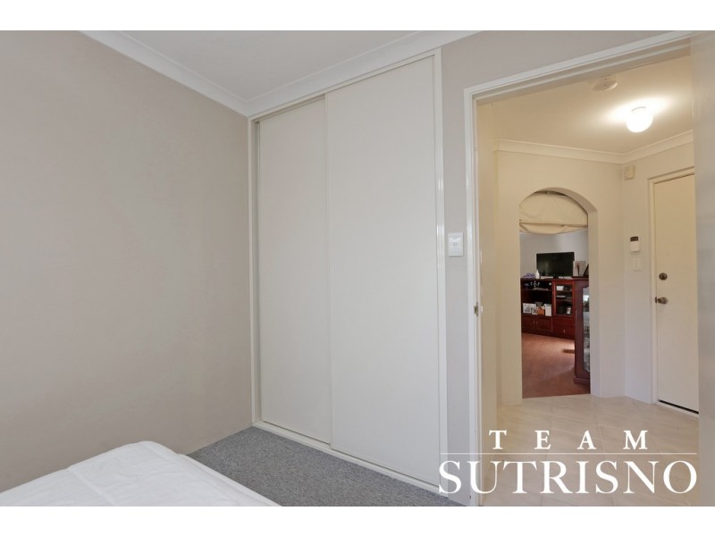 5 Diviney Court, Parkwood WA 6147