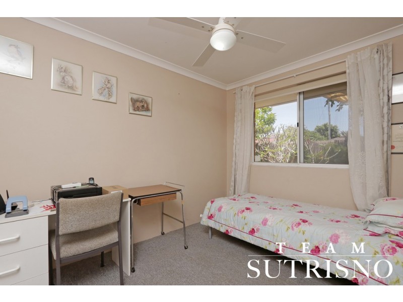 5 Diviney Court, Parkwood WA 6147