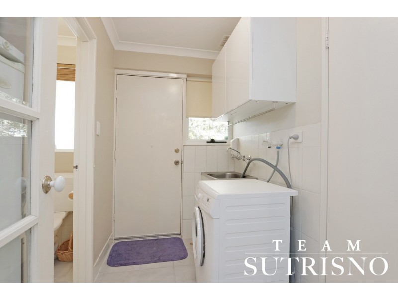 5 Diviney Court, Parkwood WA 6147