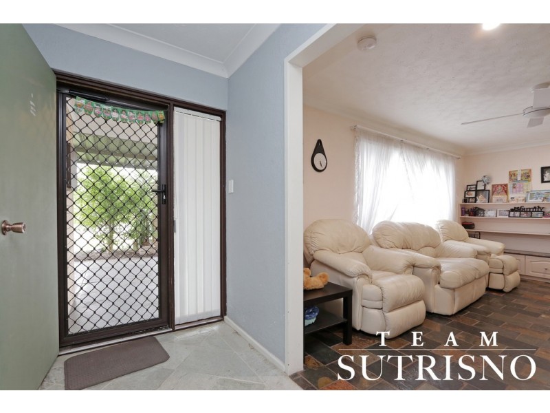 16 Merley Way, Parkwood WA 6147