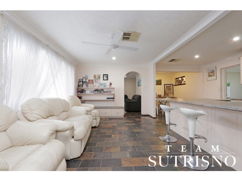 16 Merley Way, Parkwood WA 6147