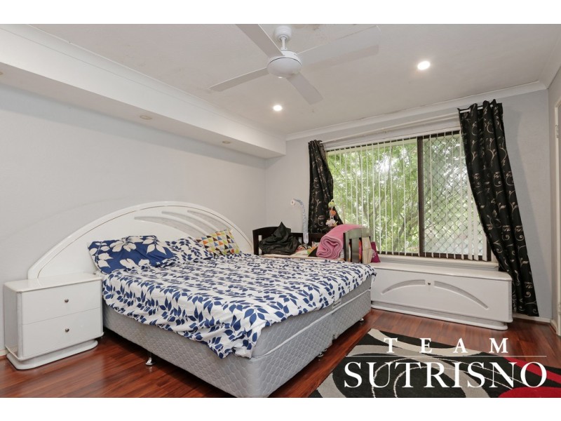 16 Merley Way, Parkwood WA 6147