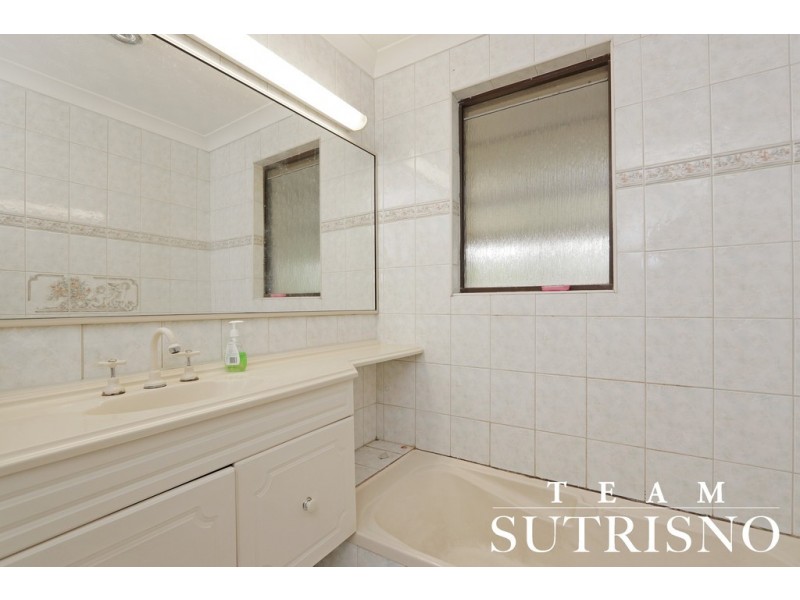 16 Merley Way, Parkwood WA 6147