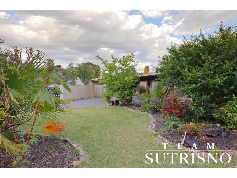 16 Merley Way, Parkwood WA 6147
