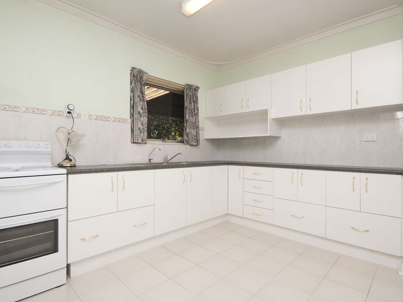 37 Lantana Way, Camillo WA 6111