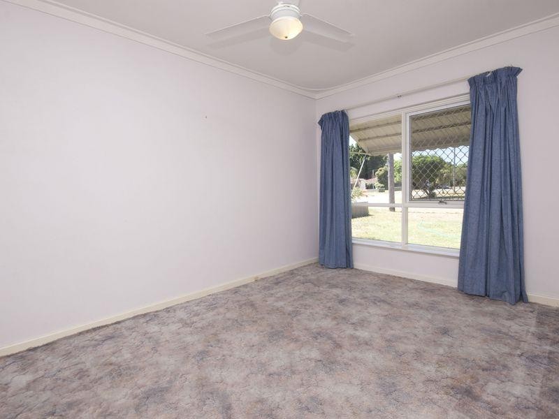 37 Lantana Way, Camillo WA 6111