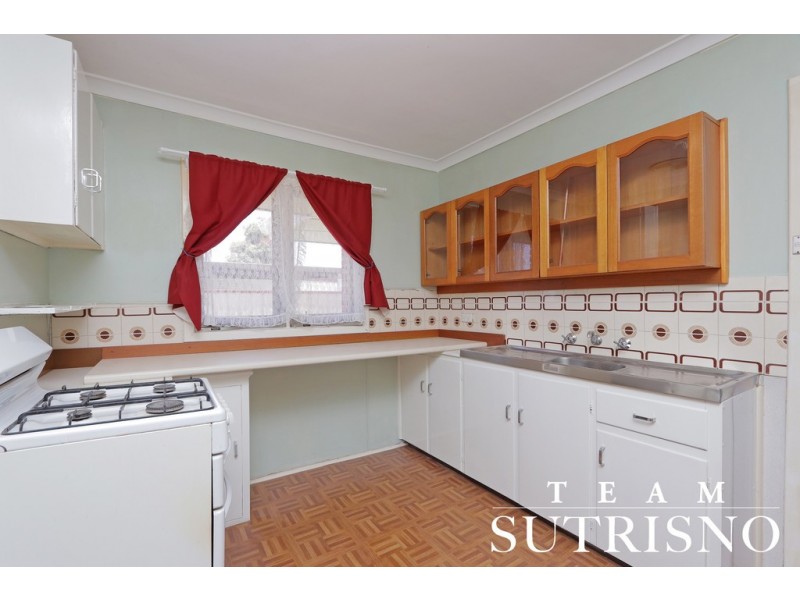 10 Osten Drive, Langford WA 6147