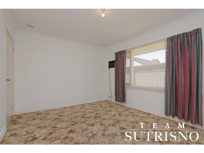 10 Osten Drive, Langford WA 6147