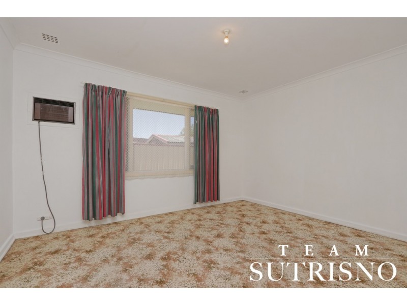 10 Osten Drive, Langford WA 6147